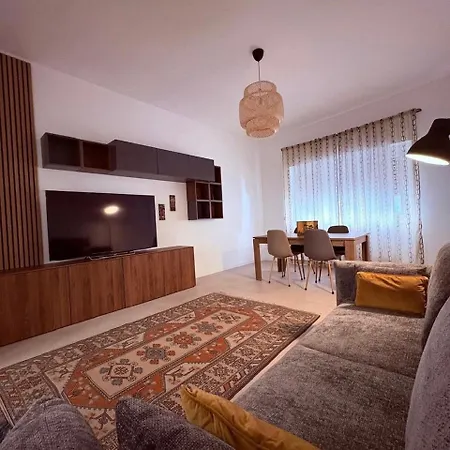 شقة Arivaticanhouse *